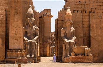 LUXOR PRIVATE TOUR BY MINI-BUS